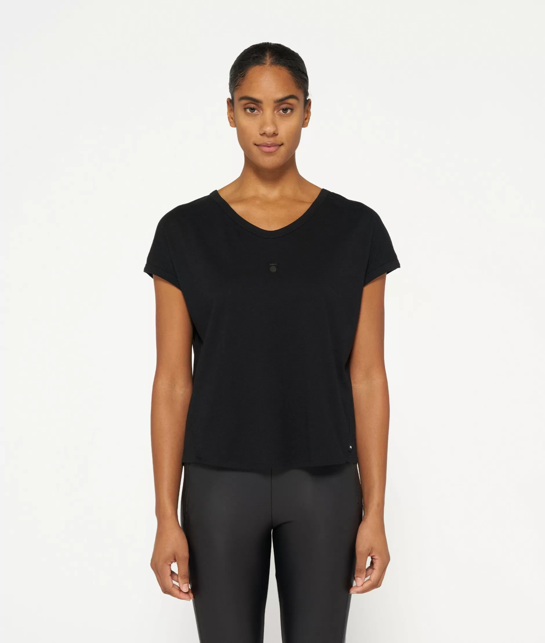 Damen 10DAYS T-Shirts>THE V-NECK TEE